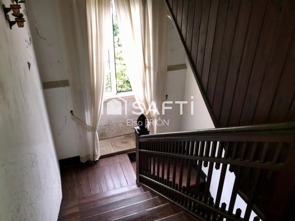 5 sypialnia Willa na sprzedaż w Outes z garażem - 199 000 € (Ref: 9884353)