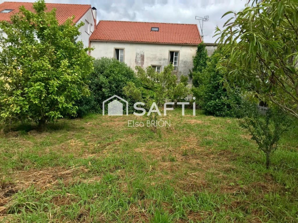 5 sypialnia Willa na sprzedaż w Outes z garażem - 199 000 € (Ref: 9884353)