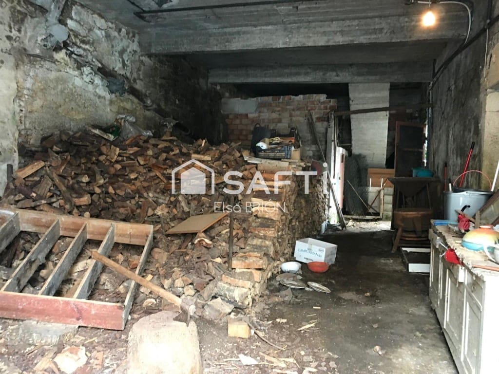 5 sypialnia Willa na sprzedaż w Outes z garażem - 199 000 € (Ref: 9884353)