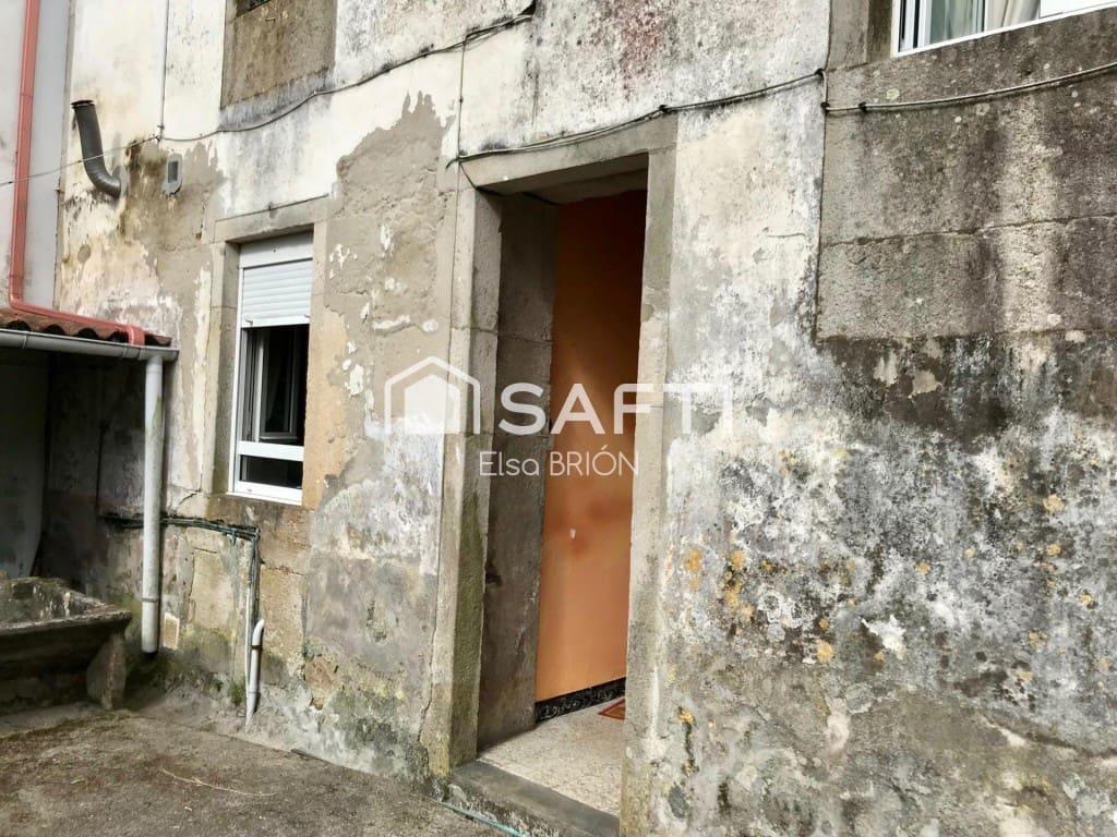 5 sypialnia Willa na sprzedaż w Outes z garażem - 199 000 € (Ref: 9884353)