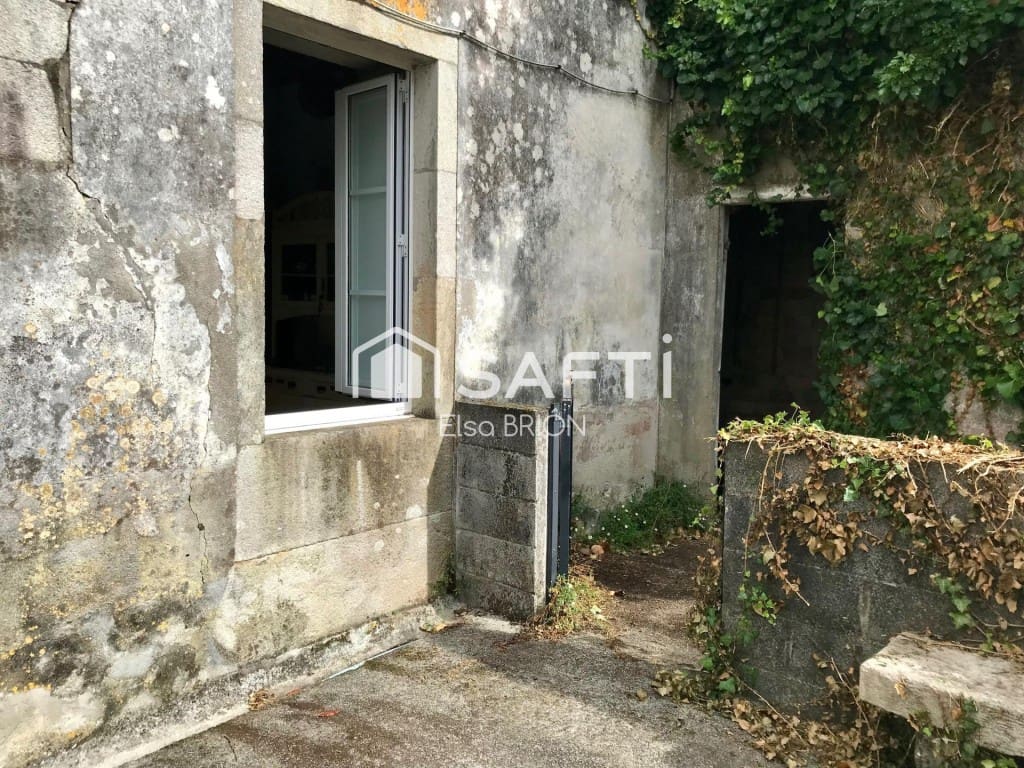 5 sypialnia Willa na sprzedaż w Outes z garażem - 199 000 € (Ref: 9884353)