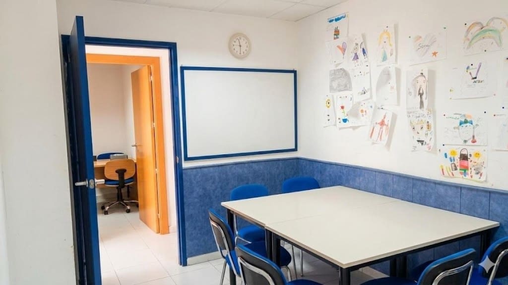 Kommersiell til salgs i Sant Joan Despi - € 75 000 (Ref: 9884356)