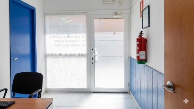 Kommersiell til salgs i Sant Joan Despí - € 75 000 (Ref: 9884356)