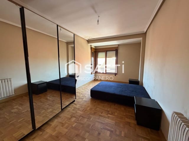 3 quarto Apartamento para venda em Leão cidade - 130 000 € (Ref: 9884358)
