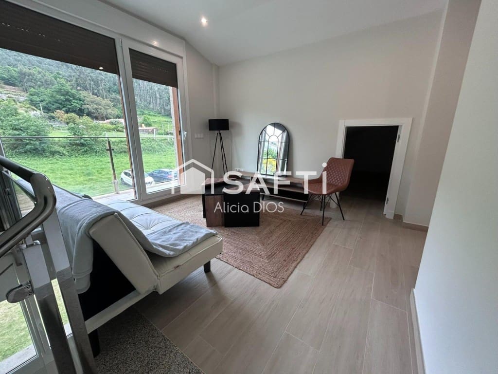 4 quarto Moradia para venda em Meis com garagem - 569 250 € (Ref: 9884359)