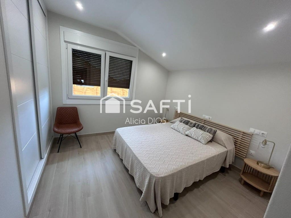 4 quarto Moradia para venda em Meis com garagem - 569 250 € (Ref: 9884359)