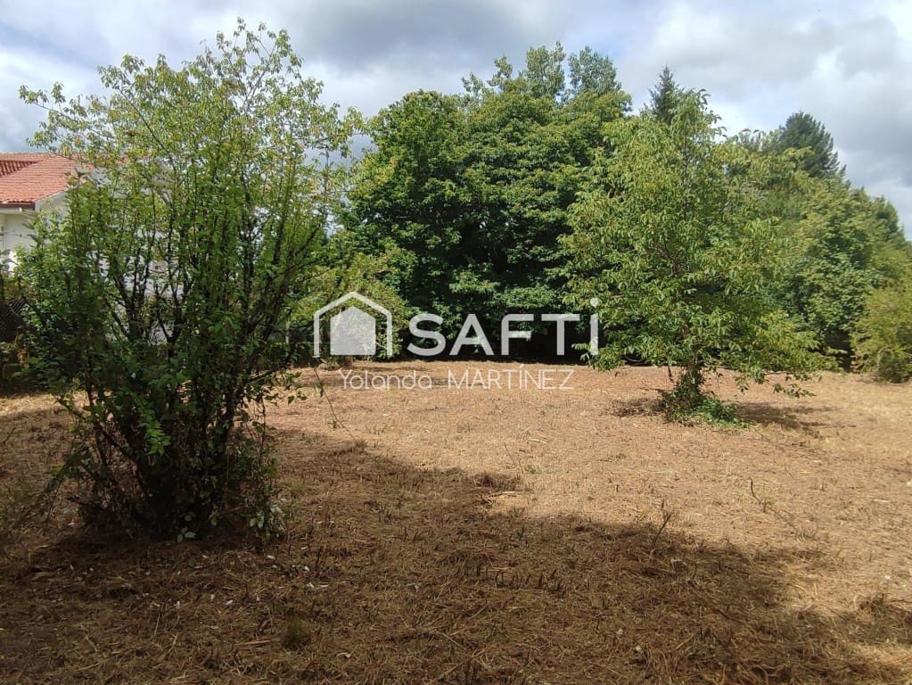 Ubebygd land til salgs i Teo - € 49 500 (Ref: 9890044)