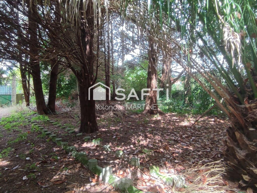 Ubebygd land til salgs i Teo - € 49 500 (Ref: 9890044)