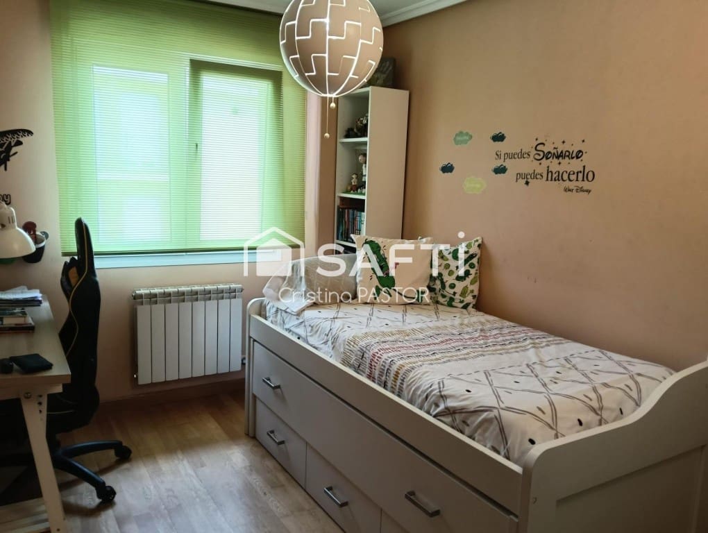 3 bedroom Apartment for sale in Valencia de Don Juan - € 120,000 (Ref: 9890045)