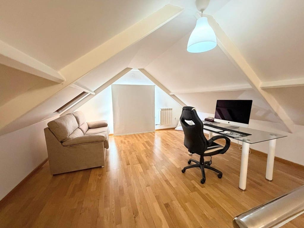 3 chambre Villa/Maison Mitoyenne à vendre à Astorga avec garage - 275 000 € (Ref: 9890050)