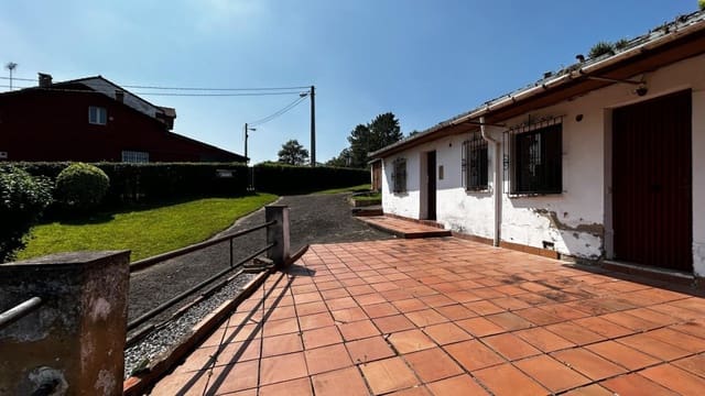 Terrain à Bâtir à vendre à Oviedo - 235 000 € (Ref: 9891956)