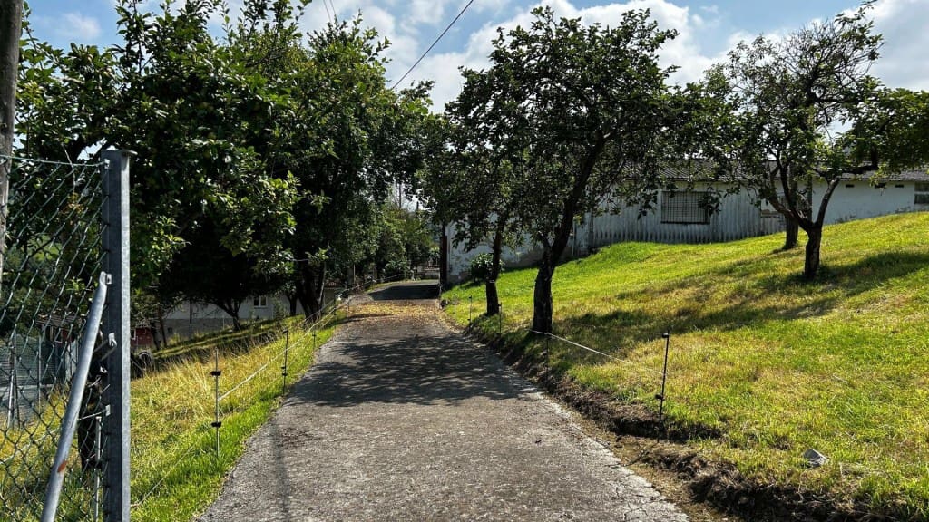 Terrain à Bâtir à vendre à Oviedo - 235 000 € (Ref: 9891956)