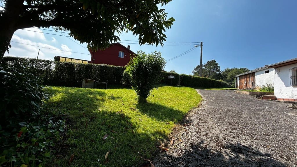 Terrain à Bâtir à vendre à Oviedo - 235 000 € (Ref: 9891956)