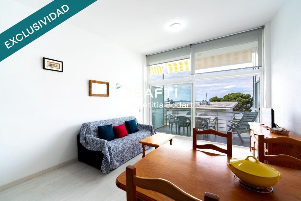 2 bedroom Penthouse for sale in Roses with pool garage - € 439,000 (Ref: 9891957)
