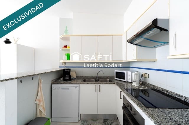2 bedroom Penthouse for sale in Roses with pool garage - € 439,000 (Ref: 9891957)