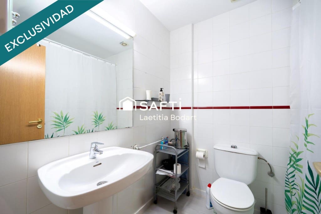 2 bedroom Penthouse for sale in Roses with pool garage - € 439,000 (Ref: 9891957)