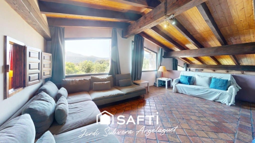 Finca/Casa Rural de 11 habitaciones en Argelaguer en venta - 765.000 € (Ref: 9891958)