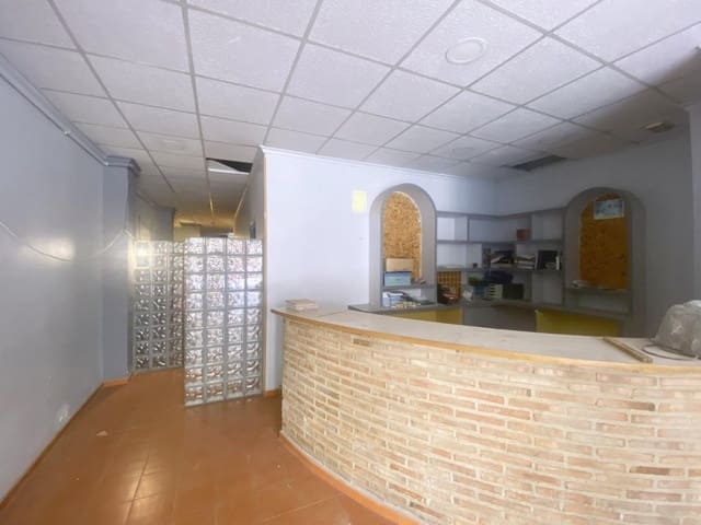 Commercial for sale in Torrent with garage - € 185,000 (Ref: 9891960)
