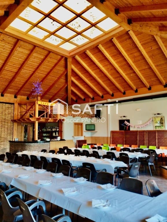 Kantoor te koop in Alija del Infantado - € 280.000 (Ref: 9891963)