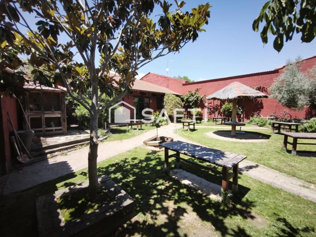 Kantoor te koop in Alija del Infantado - € 280.000 (Ref: 9891963)