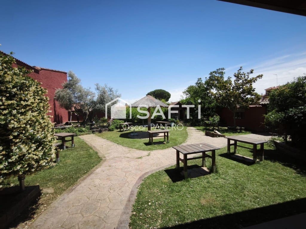 Kantoor te koop in Alija del Infantado - € 280.000 (Ref: 9891963)