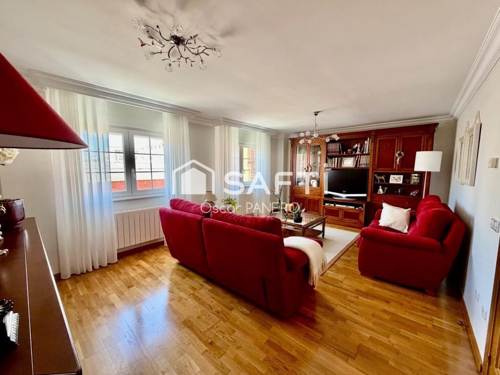 3 slaapkamer Villa te koop in San Andres del Rabanedo - € 420.000 (Ref: 9891964)