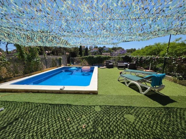 4 soveværelse Rækkehus til salg i Sant Pere de Ribes med swimmingpool - € 339.000 (Ref: 9891965)