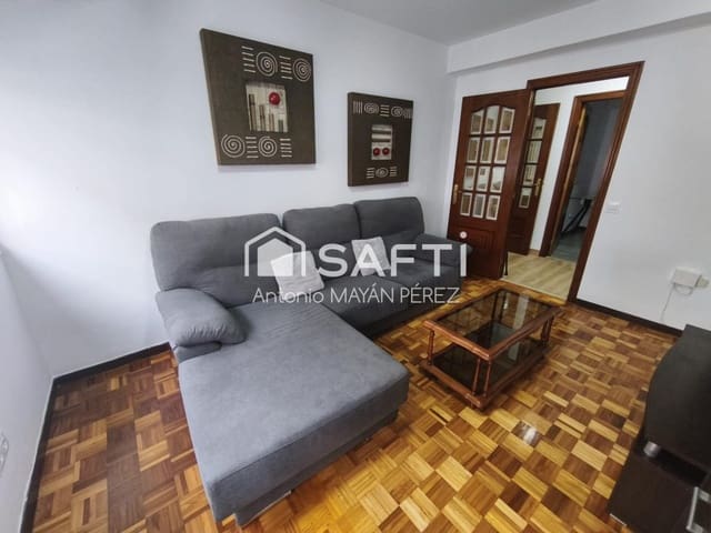 3 bedroom Apartment for sale in Santiago de Compostela - € 250,000 (Ref: 9894120)