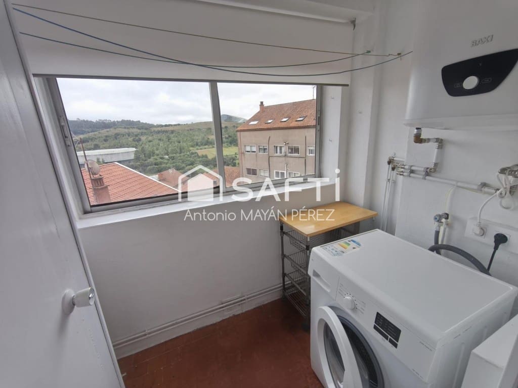3 bedroom Apartment for sale in Santiago de Compostela - € 250,000 (Ref: 9894120)