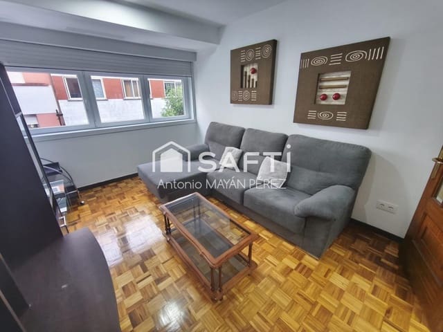 3 bedroom Apartment for sale in Santiago de Compostela - € 250,000 (Ref: 9894120)