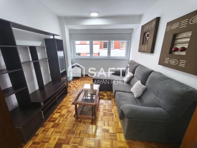 3 bedroom Apartment for sale in Santiago de Compostela - € 250,000 (Ref: 9894120)