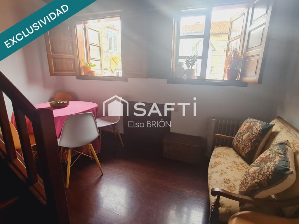 3 bedroom Terraced Villa for sale in Santiago de Compostela - € 239,000 (Ref: 9894121)