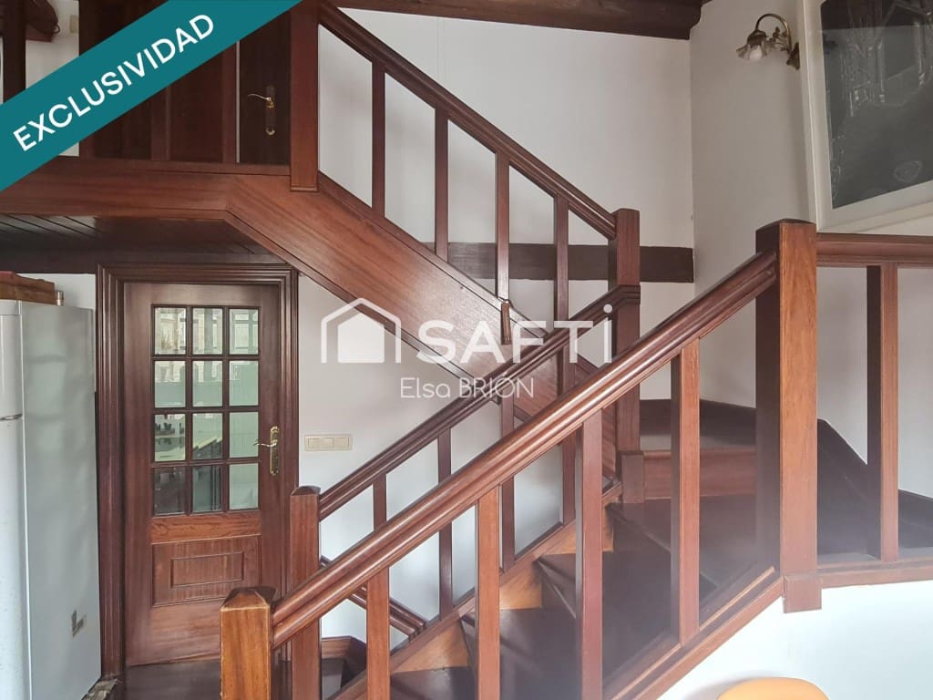 3 bedroom Terraced Villa for sale in Santiago de Compostela - € 239,000 (Ref: 9894121)