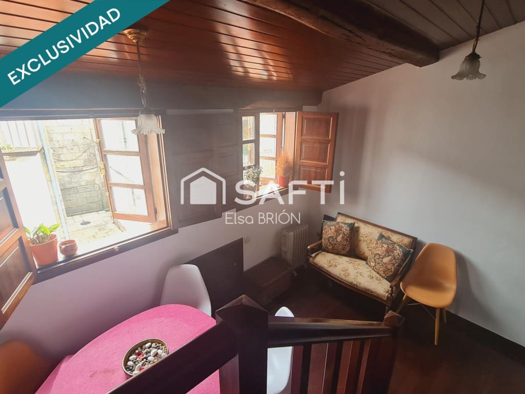 3 bedroom Terraced Villa for sale in Santiago de Compostela - € 239,000 (Ref: 9894121)