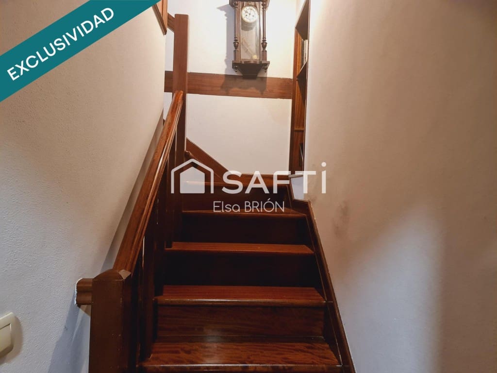 3 bedroom Terraced Villa for sale in Santiago de Compostela - € 239,000 (Ref: 9894121)