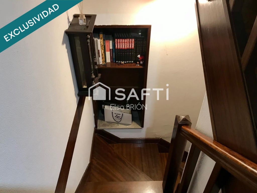 3 bedroom Terraced Villa for sale in Santiago de Compostela - € 239,000 (Ref: 9894121)