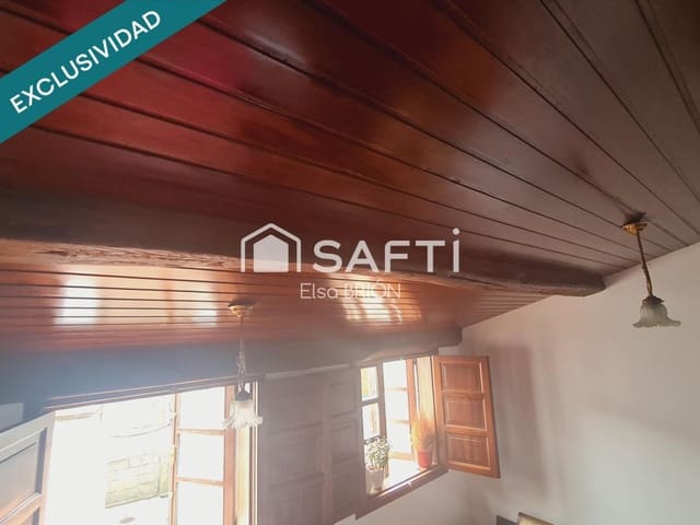 3 bedroom Terraced Villa for sale in Santiago de Compostela - € 239,000 (Ref: 9894121)