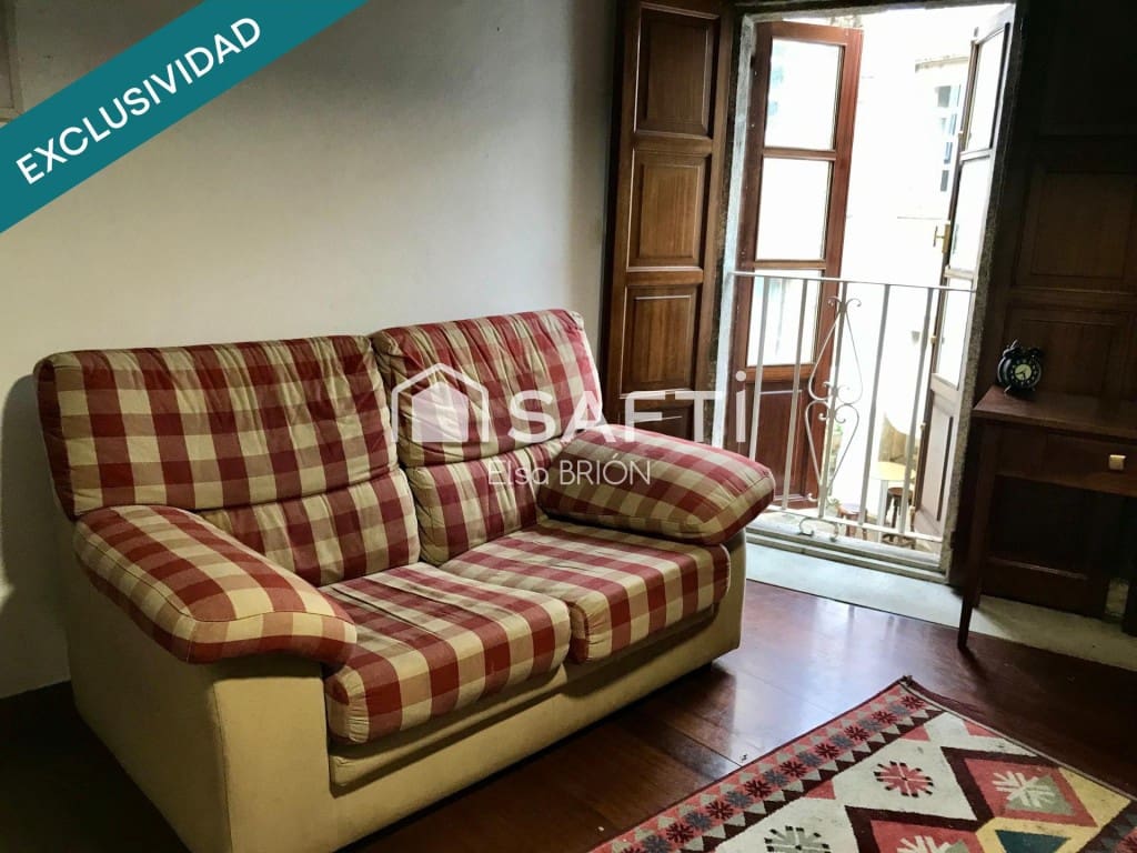 3 bedroom Terraced Villa for sale in Santiago de Compostela - € 239,000 (Ref: 9894121)