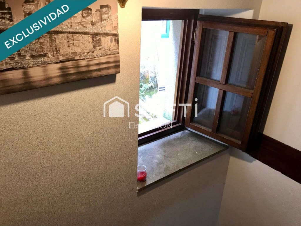 3 bedroom Terraced Villa for sale in Santiago de Compostela - € 239,000 (Ref: 9894121)
