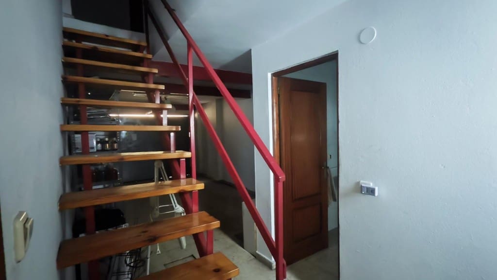 4 camera da letto Villa in vendita in Leon citta con garage - 290.000 € (Rif: 9894124)
