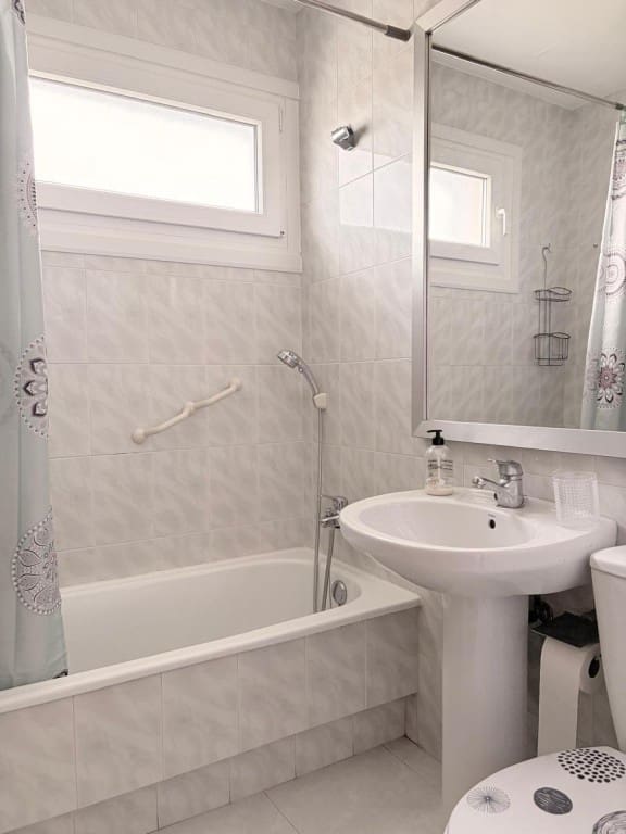 Apartamento de 2 habitaciones en Cambados en venta - 182.000 € (Ref: 9894126)