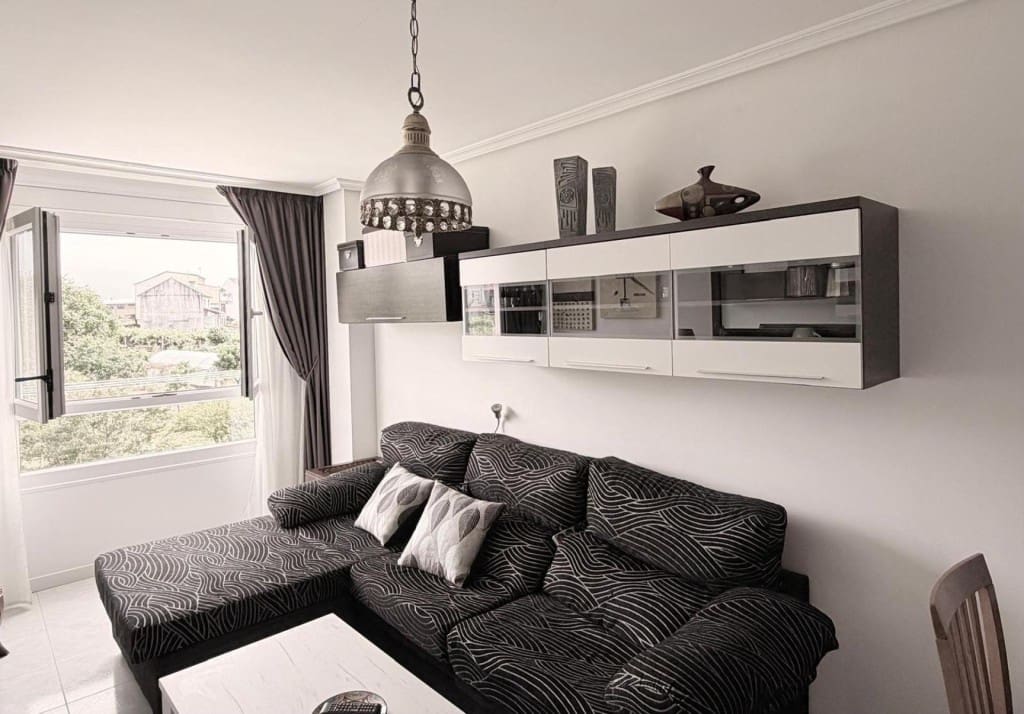 Apartamento de 2 habitaciones en Cambados en venta - 182.000 € (Ref: 9894126)