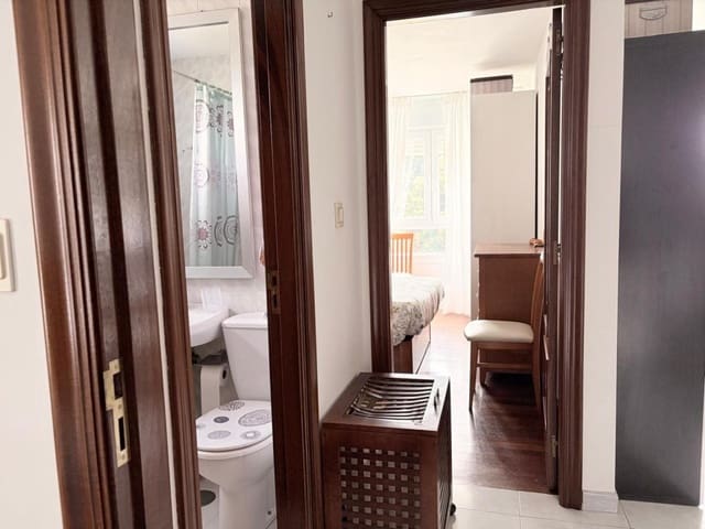 2 bedroom Apartment for sale in Cambados - € 182,000 (Ref: 9894126)