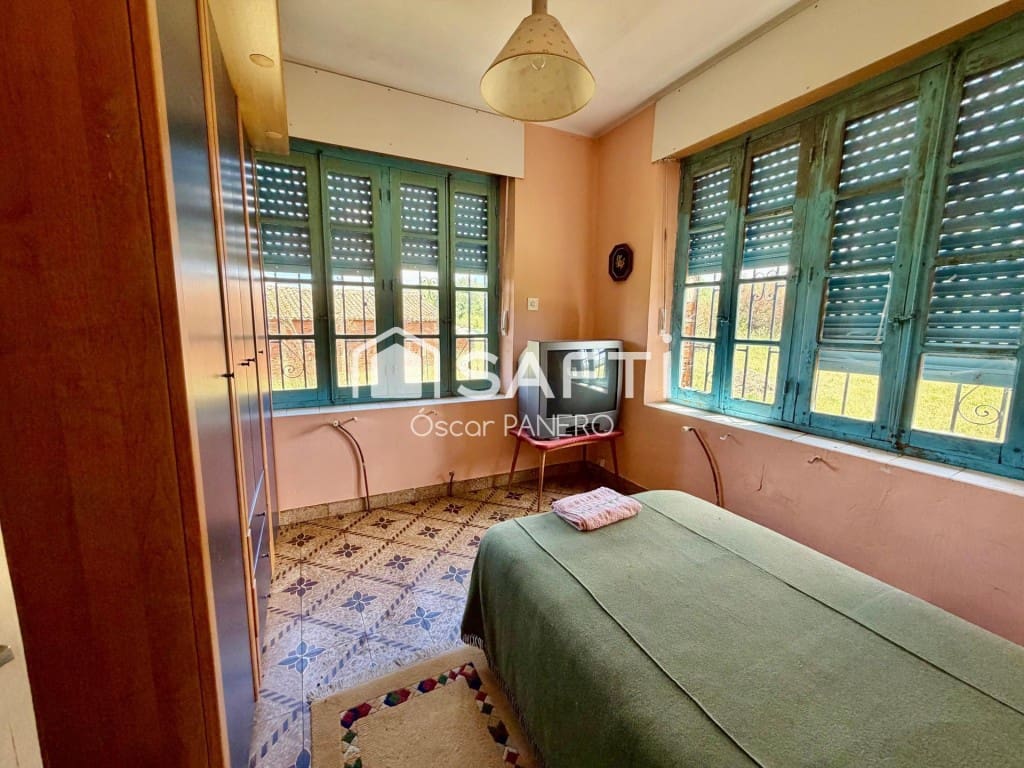 3 bedroom Villa for sale in Rioseco de Tapia - € 75,000 (Ref: 9894127)