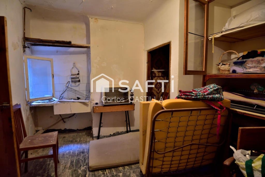 Toimisto myytävänä paikassa Jijona / Xixona - 130 000 € (Ref: 9896857)