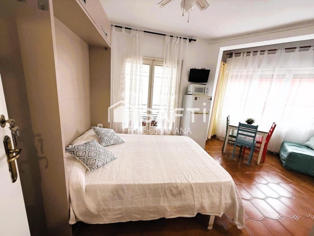 4 bedroom Apartment for sale in Malgrat de Mar - € 232,000 (Ref: 9896860)