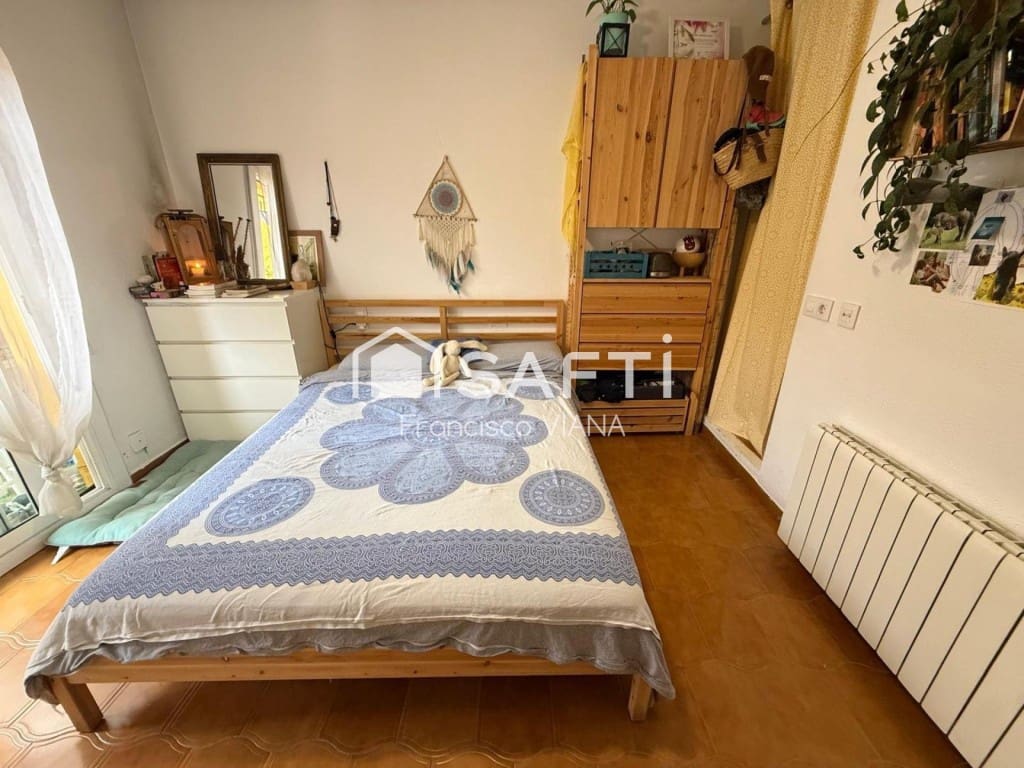 4 bedroom Apartment for sale in Malgrat de Mar - € 232,000 (Ref: 9896860)