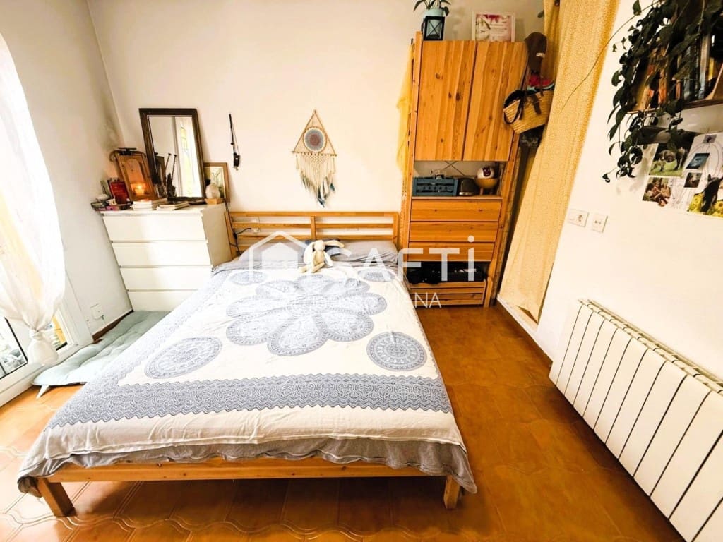 4 bedroom Apartment for sale in Malgrat de Mar - € 232,000 (Ref: 9896860)