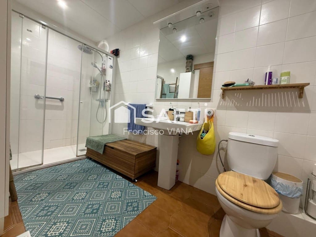 4 bedroom Apartment for sale in Malgrat de Mar - € 232,000 (Ref: 9896860)