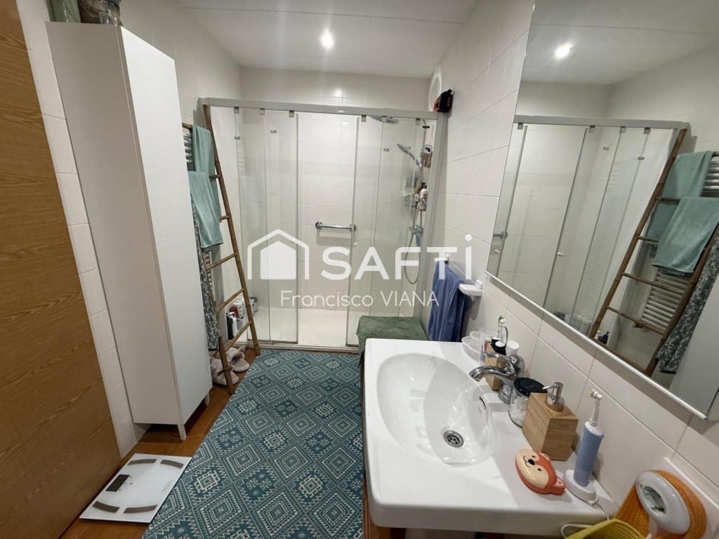 4 bedroom Apartment for sale in Malgrat de Mar - € 232,000 (Ref: 9896860)